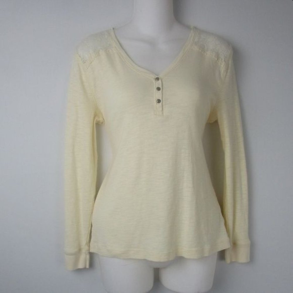 ♥ Ivory Lace Trimmed Blouse ♥